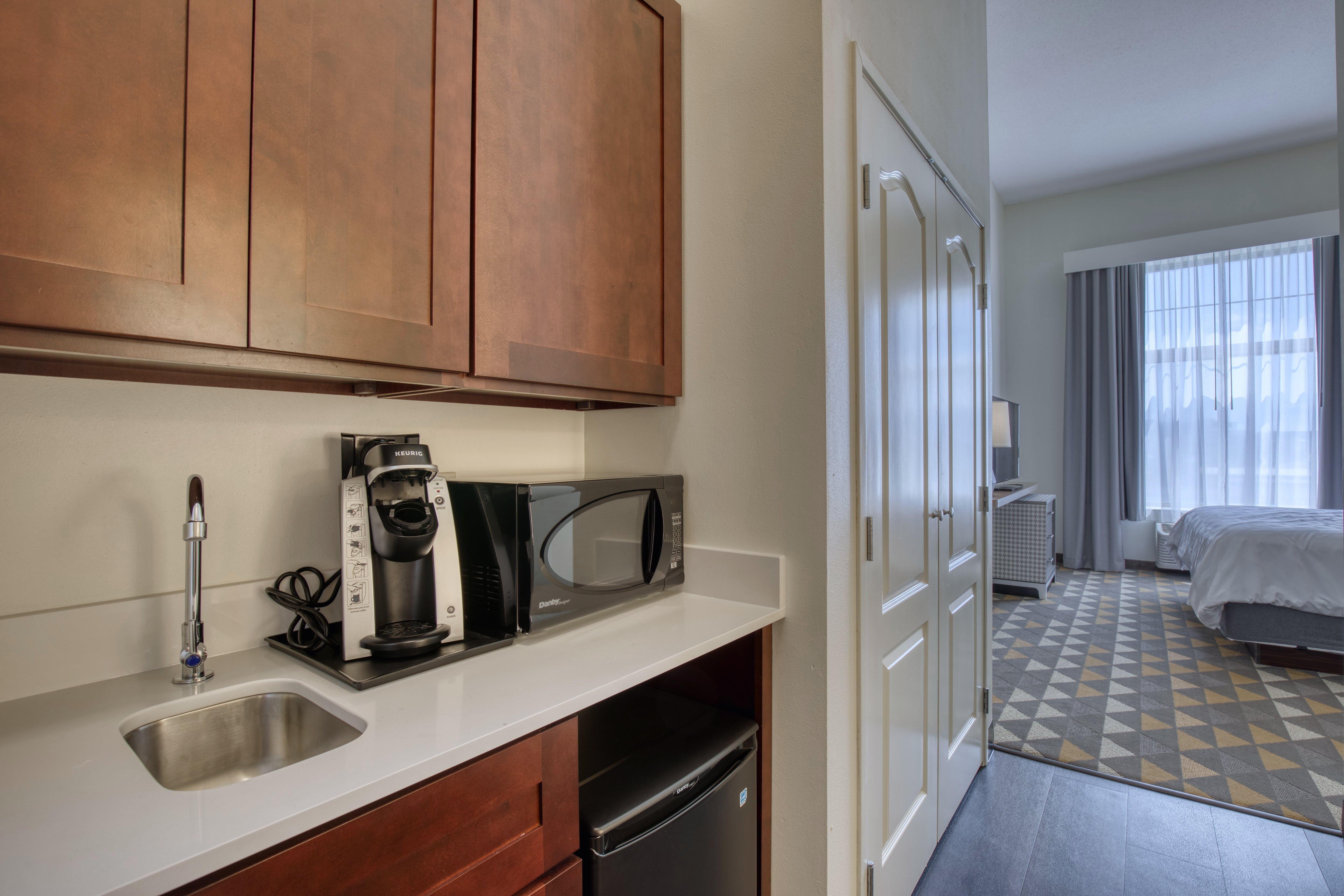 & Madison West - By Ihg